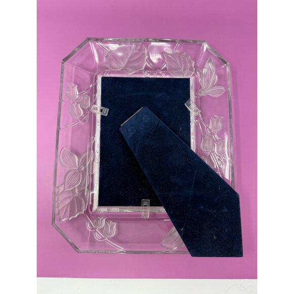 Vintage Frosted Tabletop Lead Crystal Photo Frame 10.75 x 8.75 (5x7") Circa 90s - Picture 2 of 5
